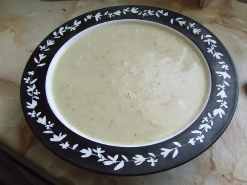 Lauch-, Kartoffel- und Specksuppe