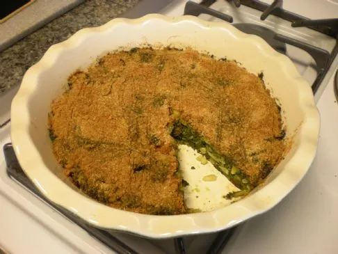 Mangoldtorte mit Pinienkernen und Rosinen