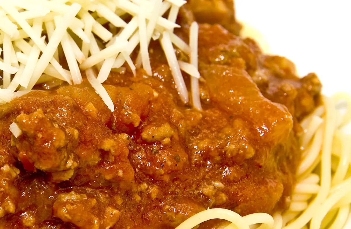 Extra fleischige Spaghetti-Sauce