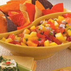 Mango-Pfirsich-Salsa (Salsa de mango y durazno)