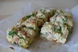 Herzhafte Scones mit Hüttenkäse