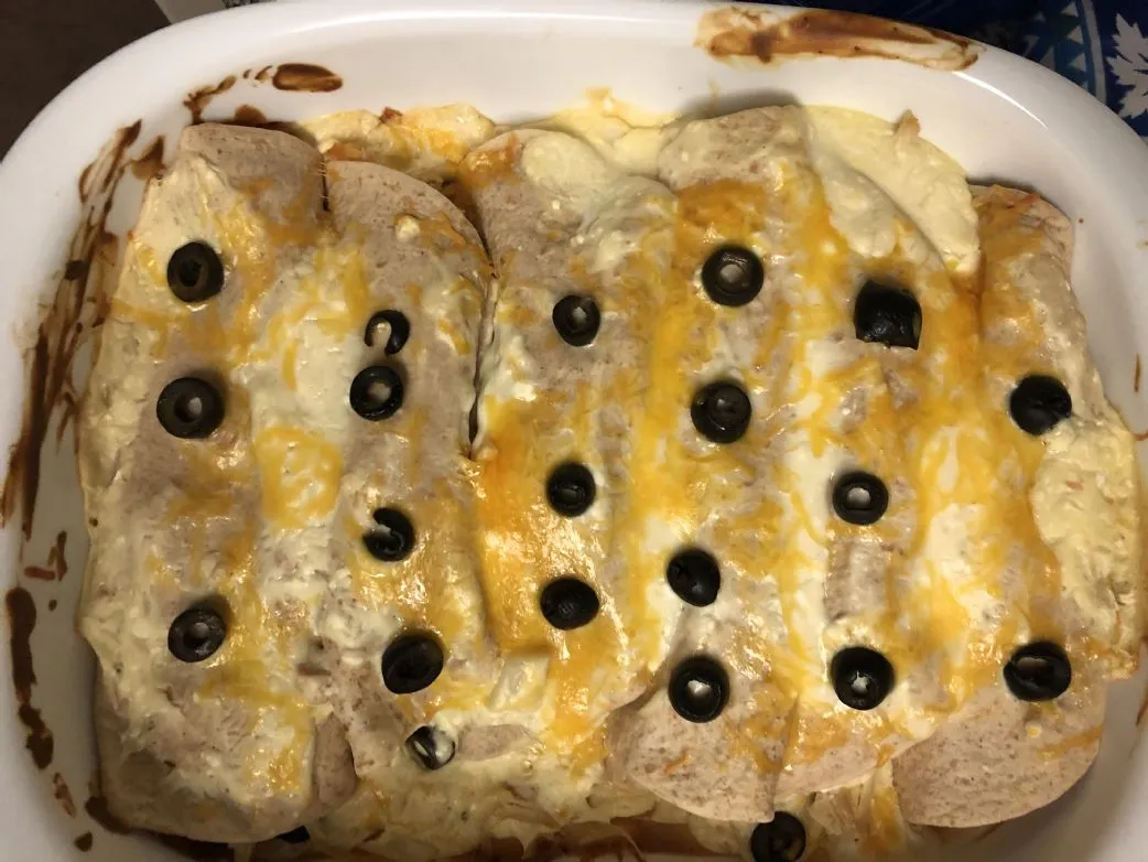 Leichte cremige Hühnersuppe Enchiladas