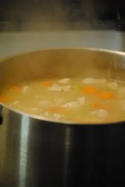 Hühnchen-Nudelsuppe - Hausgemacht