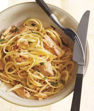 Spaghetti mit Zitrone und Thunfisch