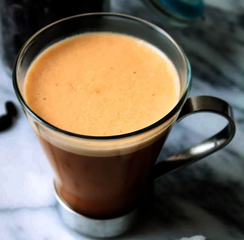 Keto Dunkle Schokolade Bulletproof Kaffee