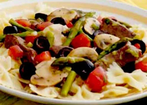 Rindfleisch und Spargel (Pasta nach Wunsch)