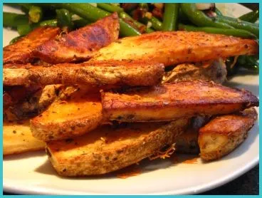 Knusprige Kartoffelspalten