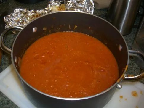 Langsam geröstete Tomatensuppe