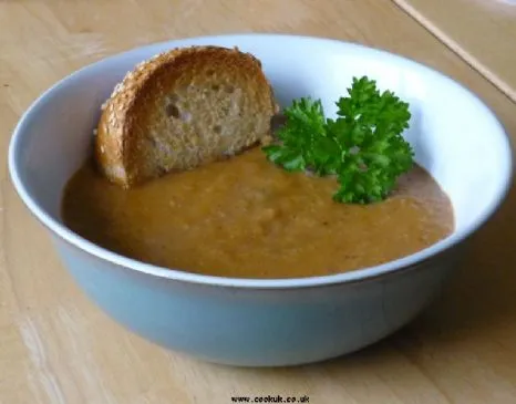 Herzhafte Gemüsesuppe