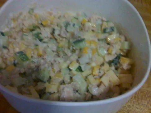 Frischer Thunfisch und Gemüse