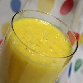 Banana, Mango & Orange Smoothie