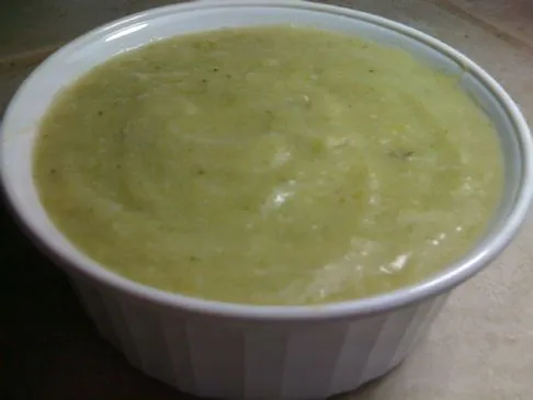 Cremige Brokkolisuppe