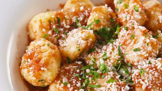 KETO - Blumenkohl-Gnocchi