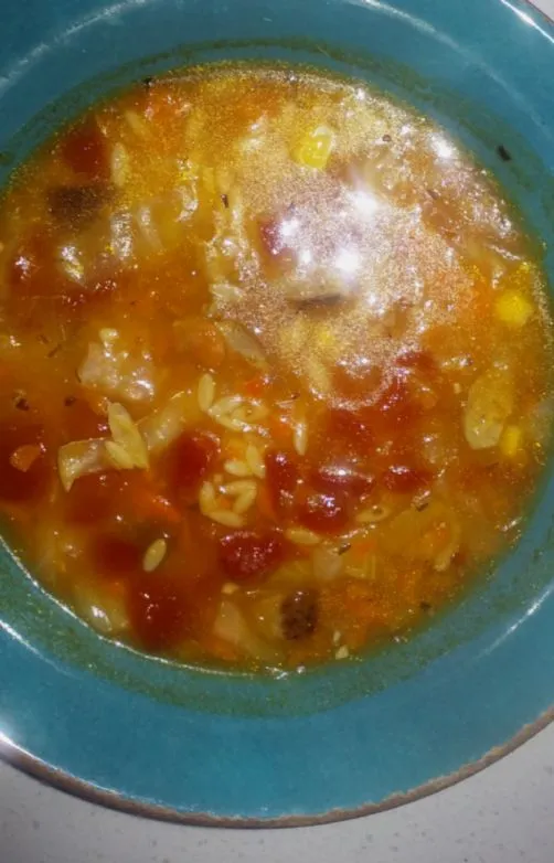 Italienische Wurstsuppe