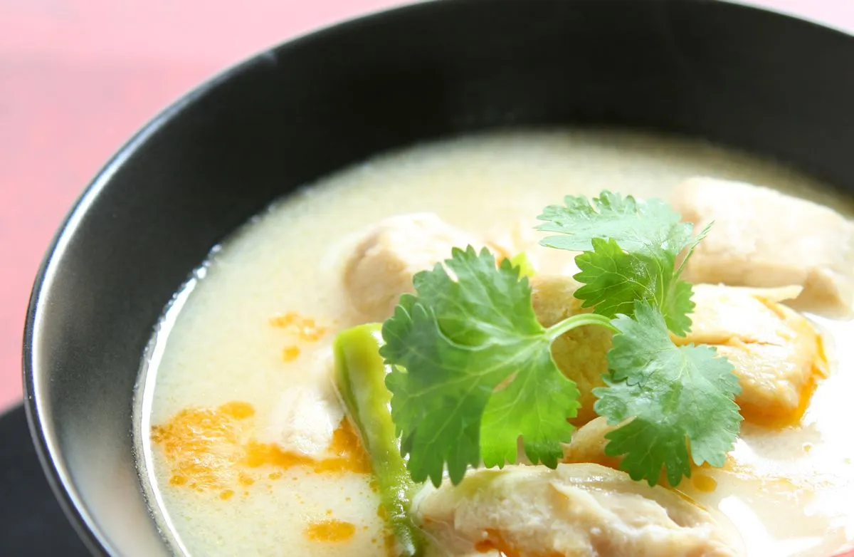 Thailändische Hähnchen-Kokos-Suppe