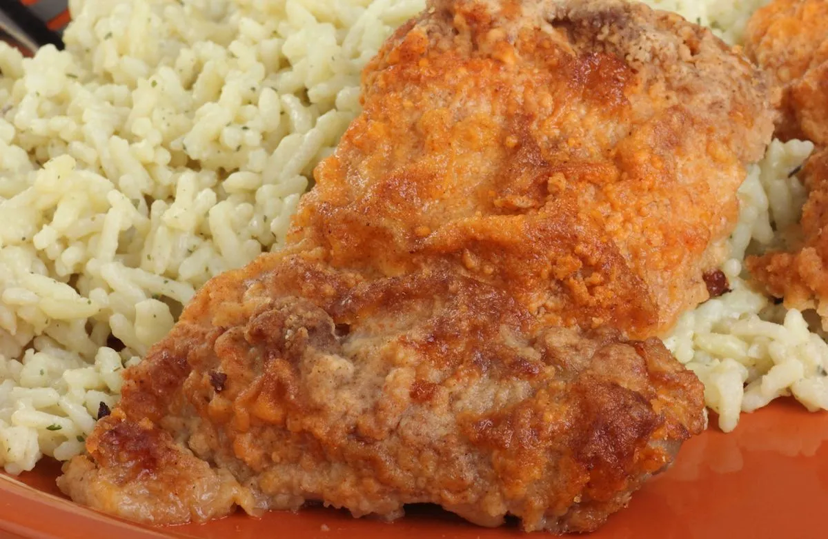 Hähnchenschenkel mit Knoblauch und Cheddar