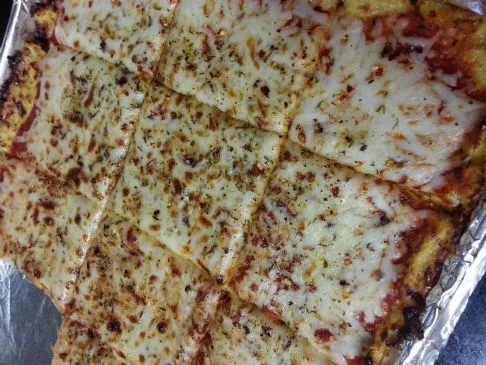 Pizza mit Blumenkohlboden