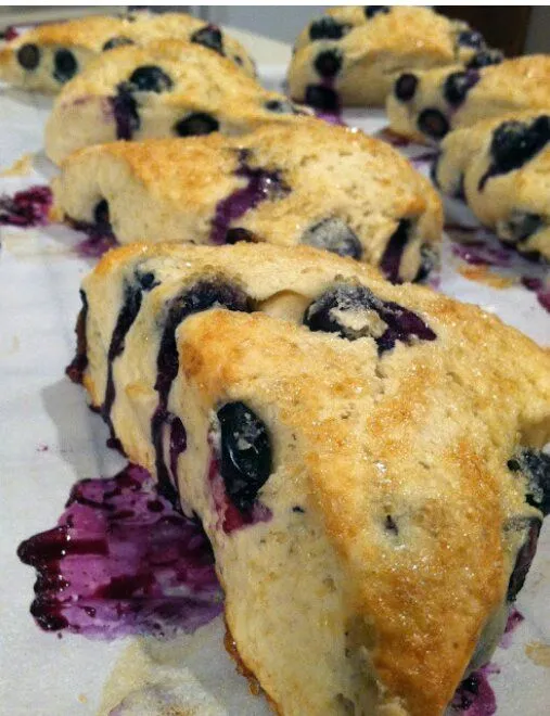 Leichte Blaubeer-Scones