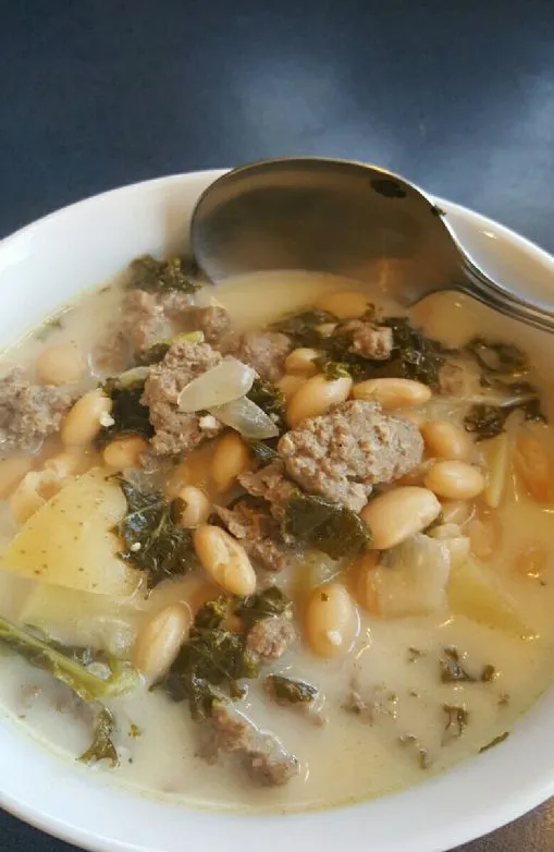 Leichte Zuppa Toscana