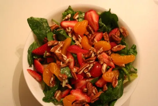 Salat, Romaine & Spinat mit Erdbeeren & Mandarinen
