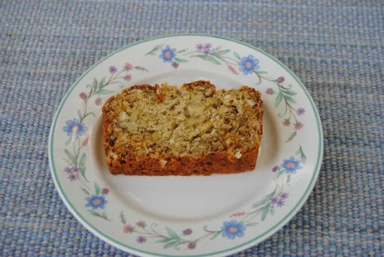 Tropisches veganes Ananas-Bananenbrot