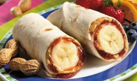 Wraps mit Erdnussbutter, Marmelade und Banane
