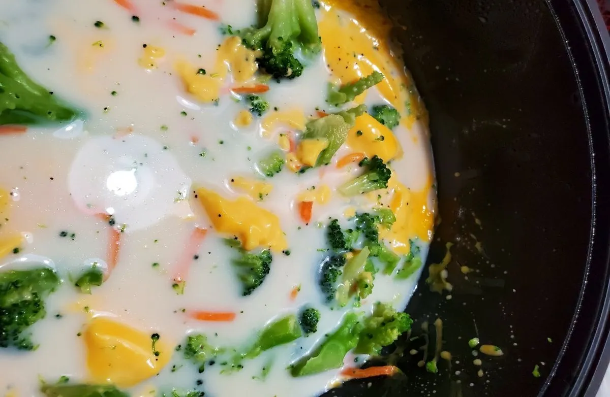 Brokkoli-Käse-Suppe