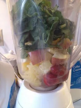 Gemischter Obst-Grüner Smoothie