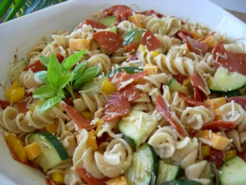 Pepperoni-Pasta-Salat