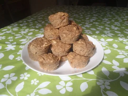Ausgezeichnete hochfaserige Obst- und Kleie-Muffins