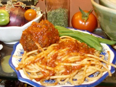 Spaghetti & Fleischbällchen