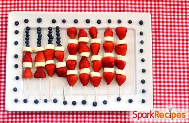 Amerikanische Flaggen-Fruchtspieße