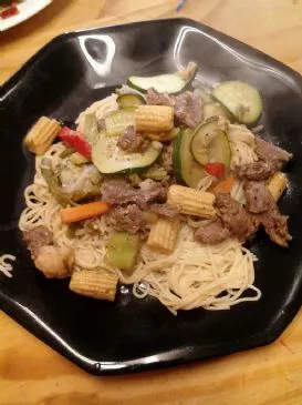 Asiatisches Rindfleisch-Gemüse