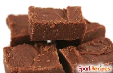 Low-Carb Schokoladen-Erdnussbutter-Fudge