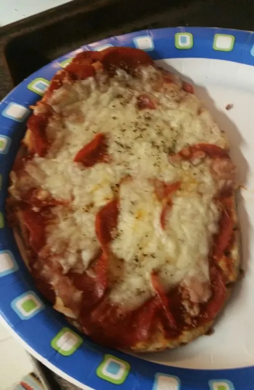 Fladenbrot-Pepperoni-Pizza