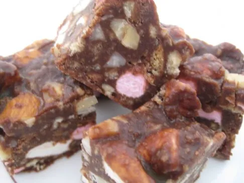 Glutenfreier Schokoladen-Kühlschrankkuchen