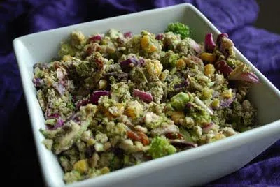 Geriebener Brokkoli-Salat