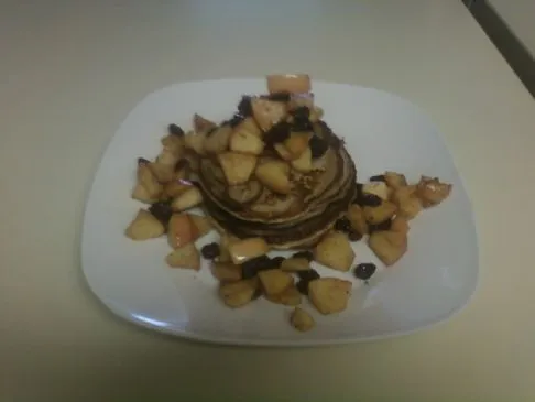 Quarkpfannkuchen mit gebackenen Äpfeln