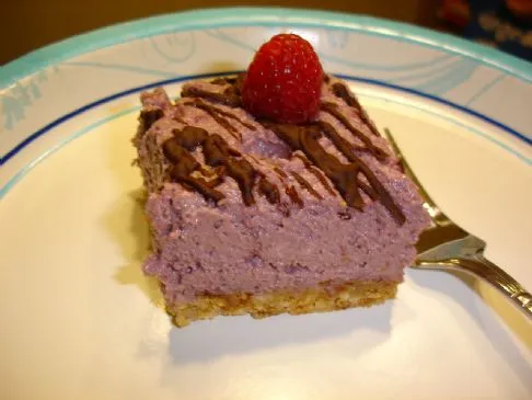 Roher veganer Himbeer-"Käsekuchen"