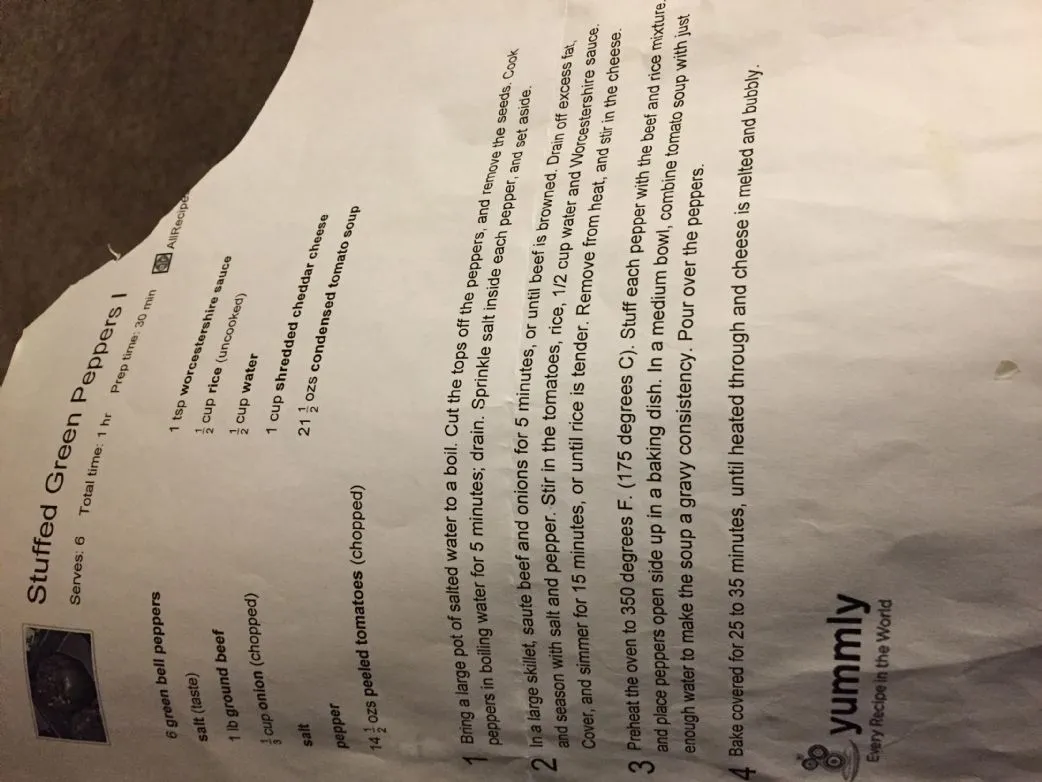 Gefüllte grüne Paprika