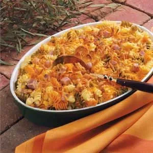 Bunte Pasta mit Schinken