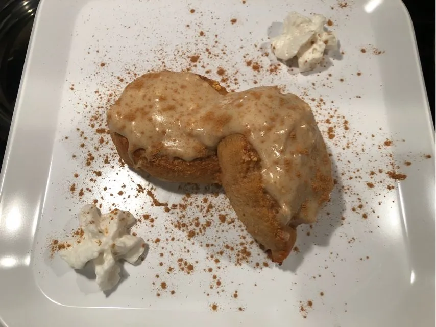 Proteinreiche Kodiak Quest Zimtschnecken