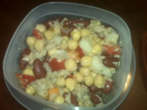 Thunfisch- und Bohnensalat