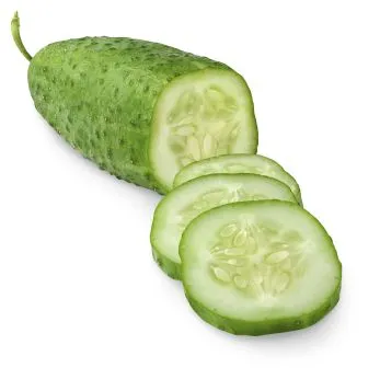 Gurke und Hüttenkäse