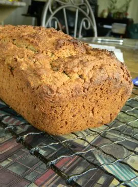 Bananenbrot mit Sahne