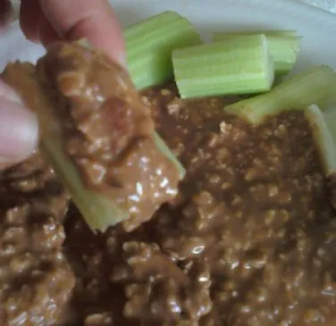 Proteinreiche Erdnuss-Snackzubereitung