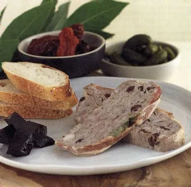 Hasen- und Schweine-Terrine