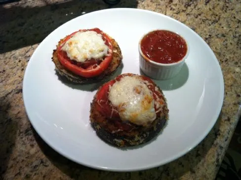 Überbackene Zucchini mit Ziegenkäse und Mozzarella