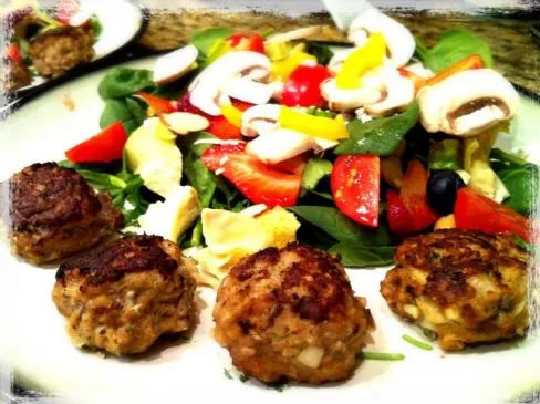 Asiatisch inspirierte Putenfrikadellen