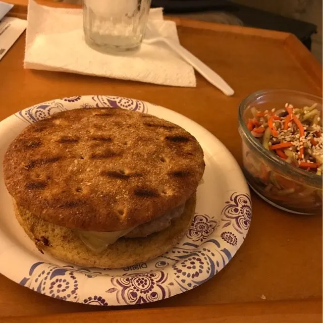 Asiatischer Ananas-Slaw